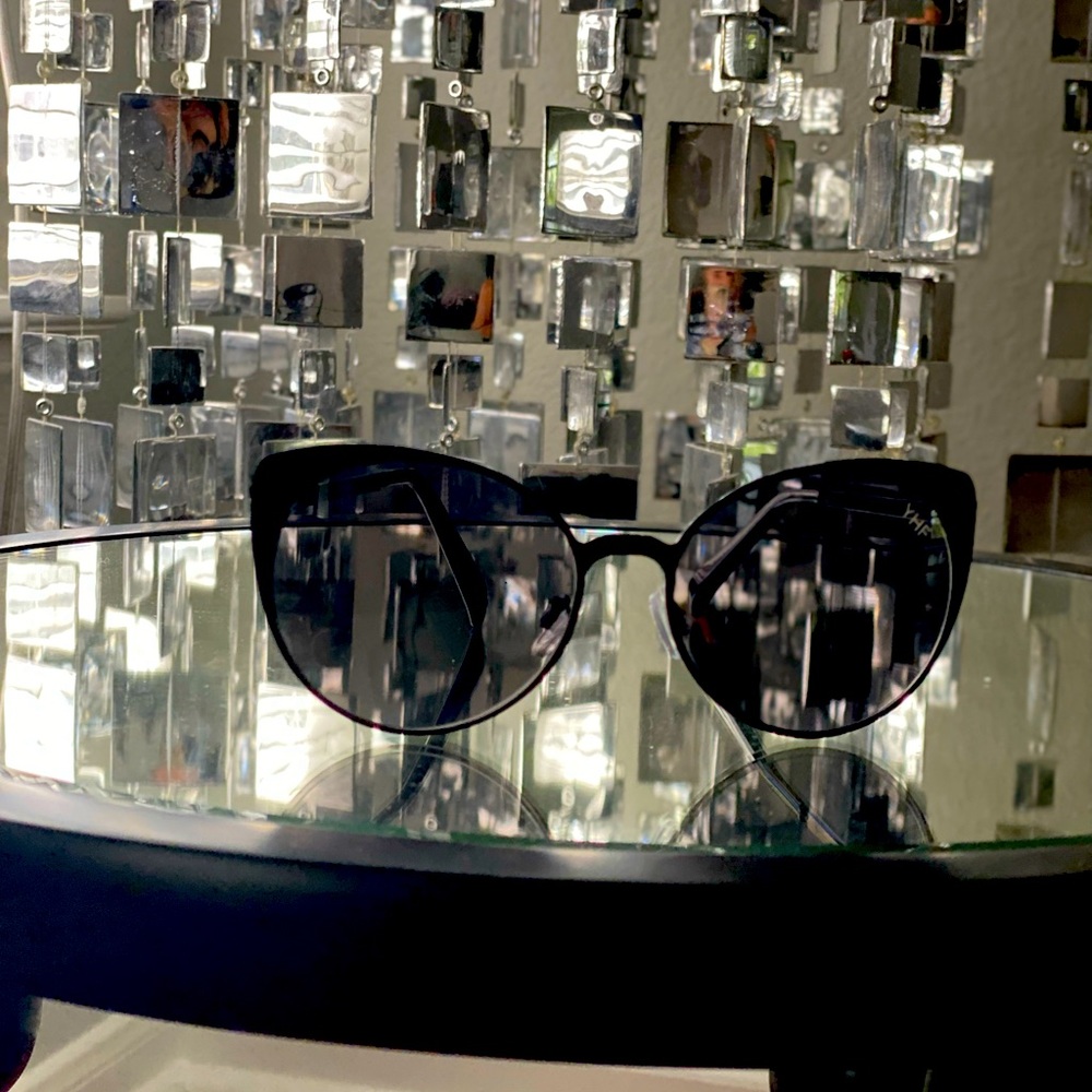 YHF Los Angeles Black Metal Sunglasses